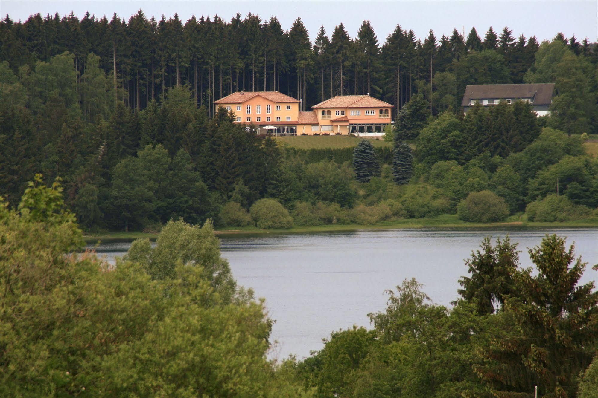 Waldhotel Marienheide Exteriör bild